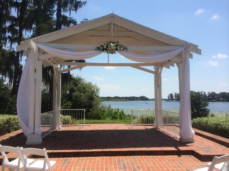 Gazebo decoration at Cypress Grove (A)